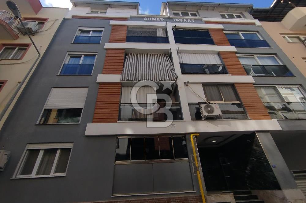 Küçük Çiğli'de Satılık 3+1 Daire