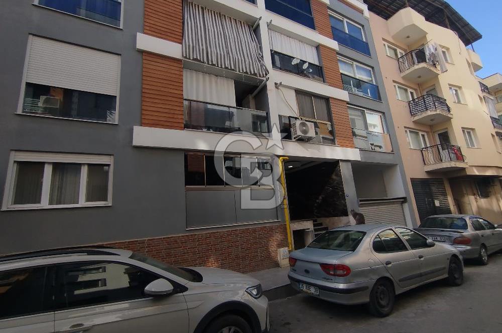 Küçük Çiğli'de Satılık 3+1 Daire