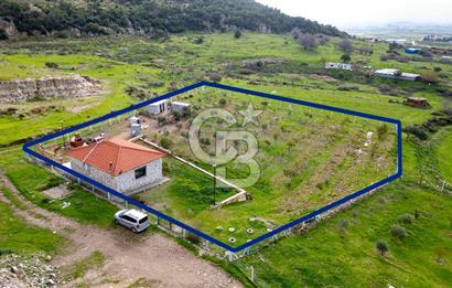 Foça Kocamehmetler'de Satılık Tarla ve Ev