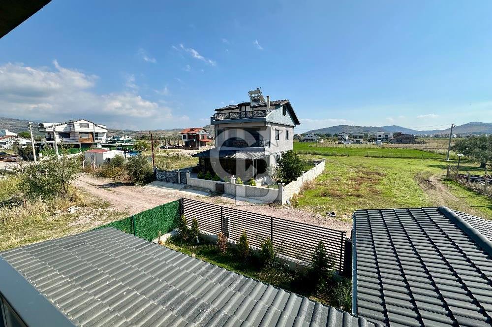 İZMİR DİKİLİ'DE 5+1 SATILIK SIFIR TRİPLEKS VİLLA