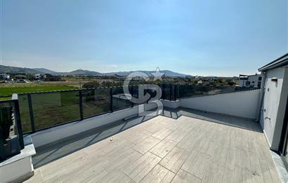 İZMİR DİKİLİ'DE 5+1 SATILIK SIFIR TRİPLEKS VİLLA