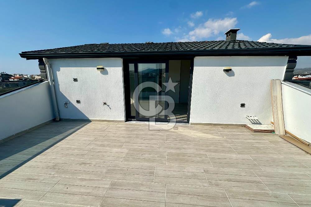 İZMİR DİKİLİ'DE 5+1 SATILIK SIFIR TRİPLEKS VİLLA