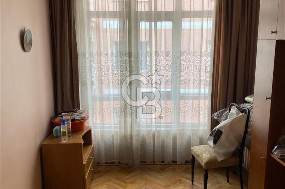 AYRANCI CEMAL SÜREYA PARKI KARŞISI KÖŞE BLOK KİRALIK 3+1