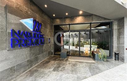 Narlıdere'de Lüks Yaşam Deniz Manzaralı Modern Daire