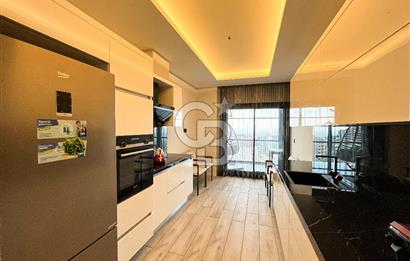 Narlıdere'de Lüks Yaşam Deniz Manzaralı Modern Daire