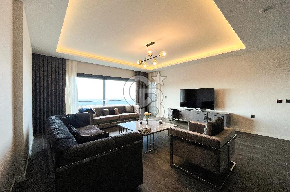 Narlıdere'de Lüks Yaşam Deniz Manzaralı Modern Daire