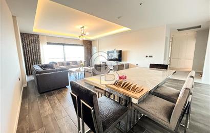 Narlıdere'de Lüks Yaşam Deniz Manzaralı Modern Daire