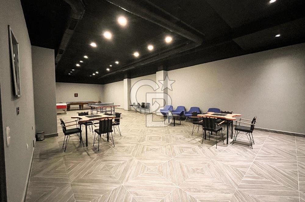 Narlıdere'de Lüks Yaşam Deniz Manzaralı Modern Daire