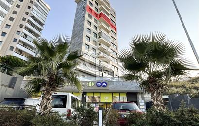 Narlıdere'de Lüks Yaşam Deniz Manzaralı Modern Daire