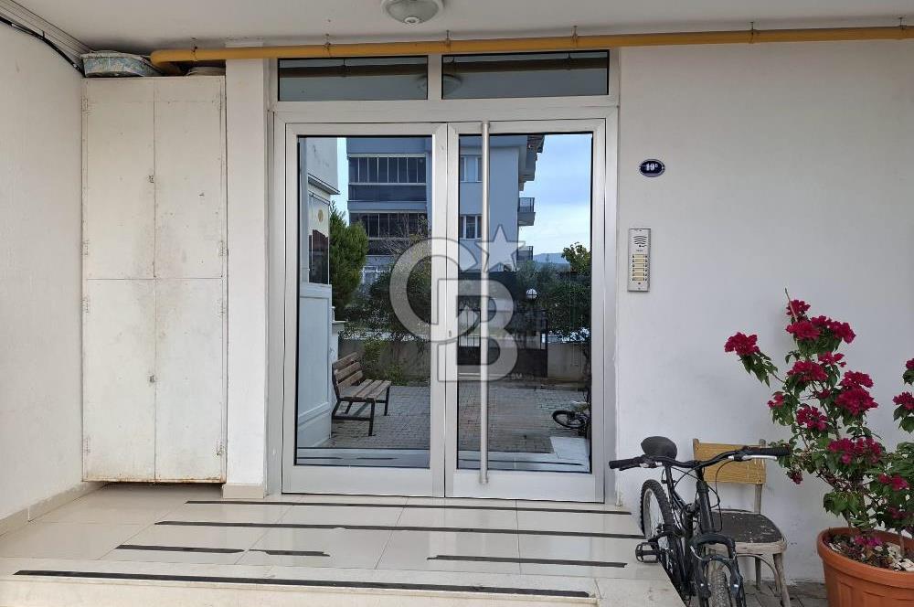 MENDERES COLDWELL BANKER POYRAZDAN GÖRECEDE HAVUZLU SİTE İÇİ 2+1