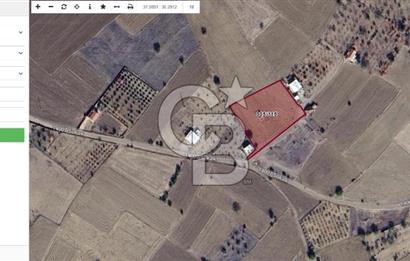 Çomaklıda Yol Cepheli, Elektrik ve Suyu Olan 3.642 m² Tarla