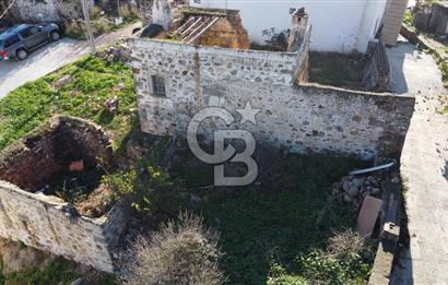 DEREKÖYDE SATILIK 2 ADET TESCİLLİ BİNA VE ARSASI