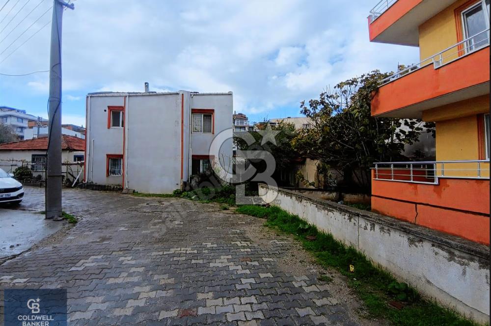 ÇANAKKALE KEPEZ MERKEZDE İMARLI SATILIK ARSA VE KARGİR EV