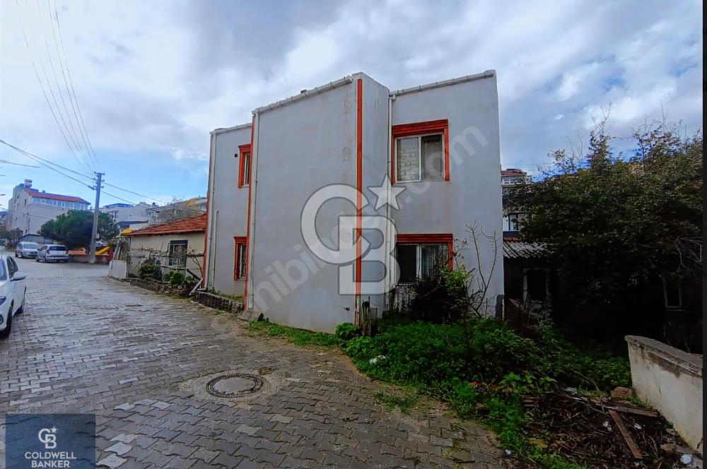ÇANAKKALE KEPEZ MERKEZDE İMARLI SATILIK ARSA VE KARGİR EV