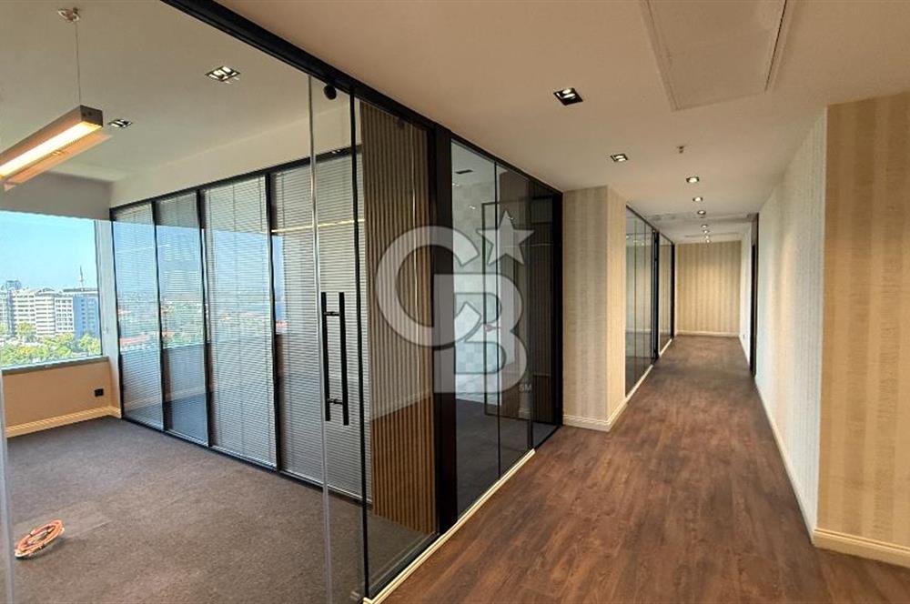 NEO' DAN Süzer Plaza'da 195M2 KDV'li Dekorasyonlu Ofis