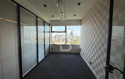 NEO' DAN Süzer Plaza'da 195M2 KDV'li Dekorasyonlu Ofis