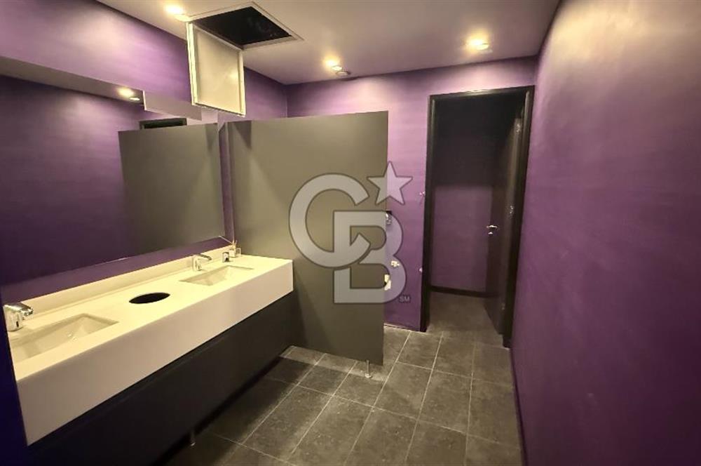 NEO' DAN Süzer Plaza'da 195M2 KDV'li Dekorasyonlu Ofis