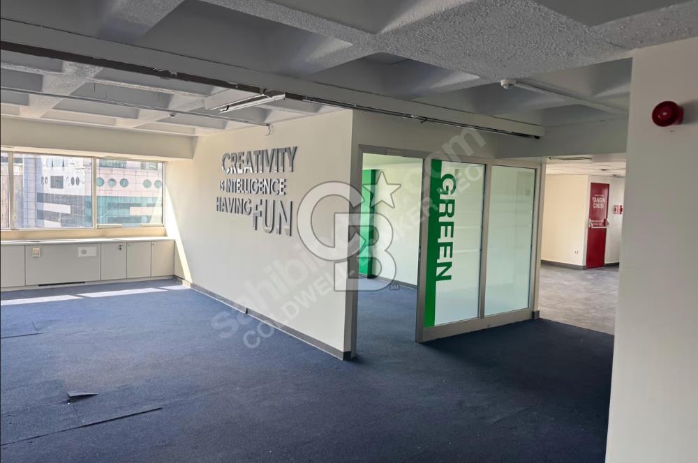NEO'DAN GAYRETTEPE DE KİRALIK 700M2 DEKORASYONLU OFİS