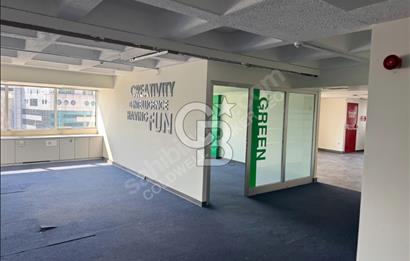 NEO'DAN GAYRETTEPE DE KİRALIK 700M2 DEKORASYONLU OFİS