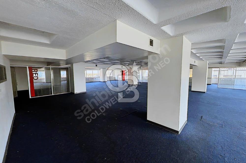 NEO'DAN GAYRETTEPE DE KİRALIK 700M2 DEKORASYONLU OFİS