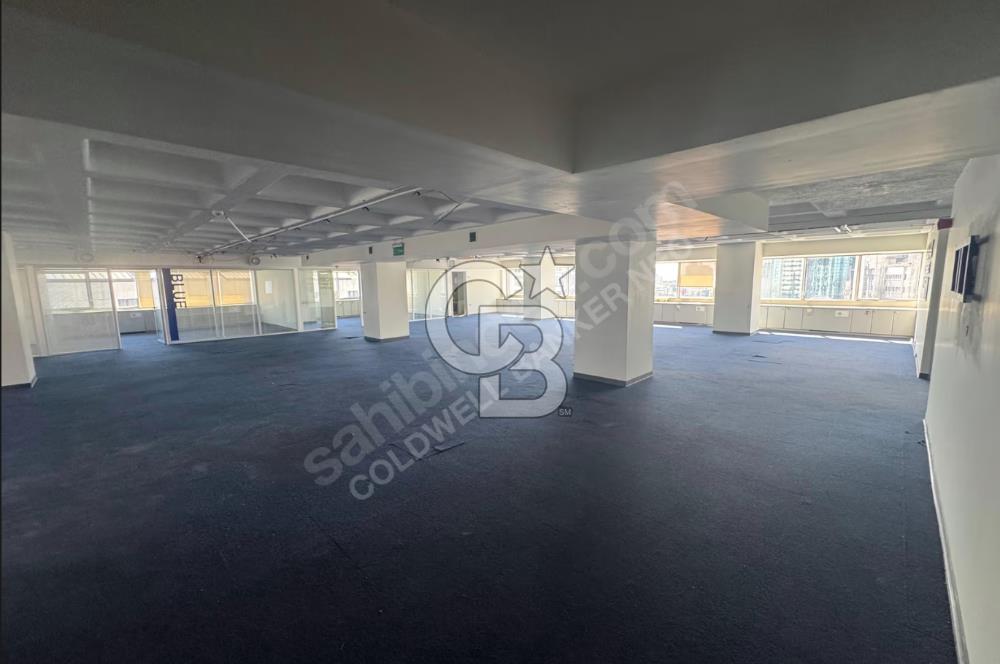 NEO'DAN GAYRETTEPE DE KİRALIK 700M2 DEKORASYONLU OFİS