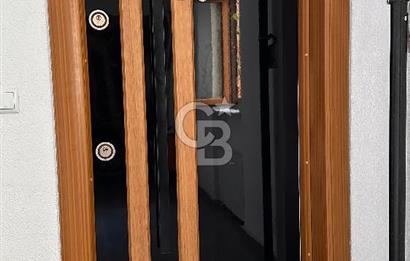 Ümraniye Şerifali Yeni Binada Caddede Balkonlu 2+1 Kiralık Daire