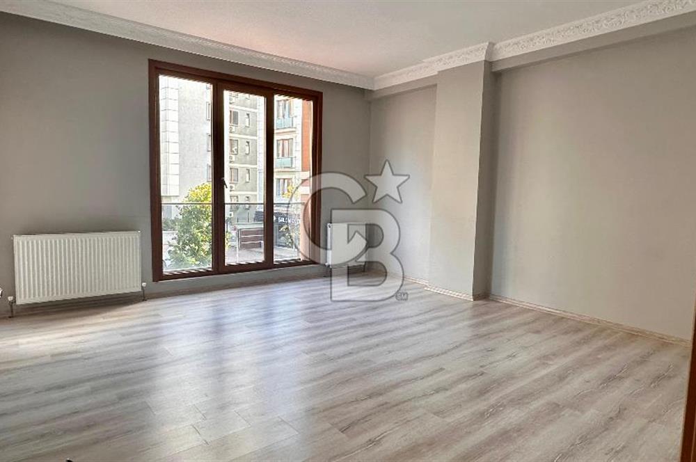 Ümraniye Şerifali Yeni Binada Caddede Balkonlu 2+1 Kiralık Daire