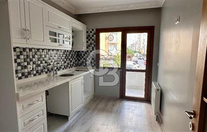 Ümraniye Şerifali Yeni Binada Caddede Balkonlu 2+1 Kiralık Daire