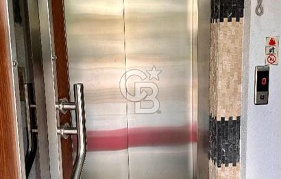 Ümraniye Şerifali Yeni Binada Caddede Balkonlu 2+1 Kiralık Daire