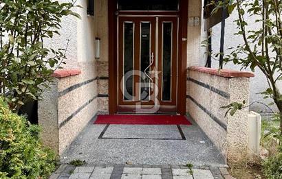 Ümraniye Şerifali Yeni Binada Caddede Balkonlu 2+1 Kiralık Daire