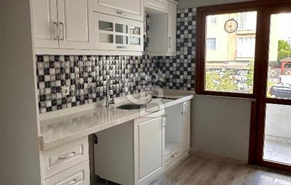 Ümraniye Şerifali Yeni Binada Caddede Balkonlu 2+1 Kiralık Daire