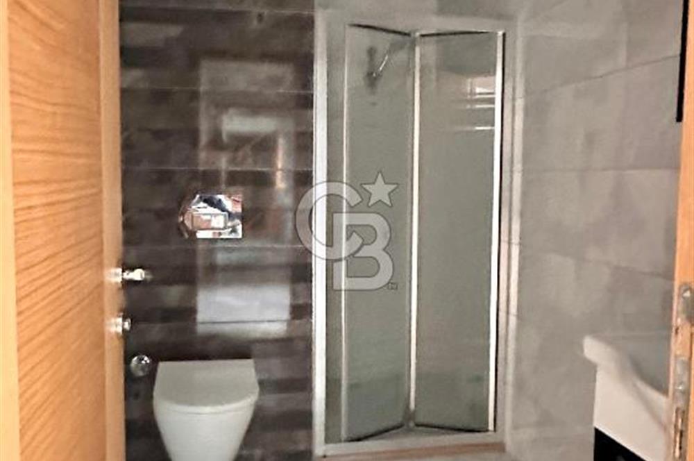 Ümraniye Şerifali Yeni Binada Caddede Balkonlu 2+1 Kiralık Daire