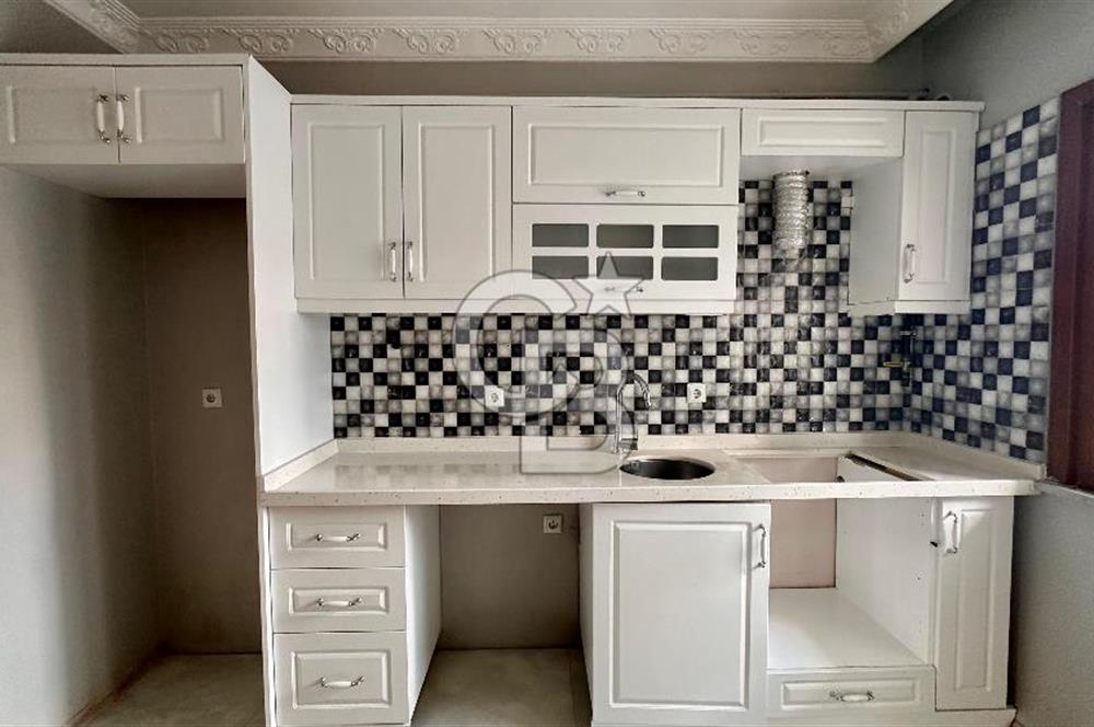 Ümraniye Şerifali Yeni Binada Caddede Balkonlu 2+1 Kiralık Daire