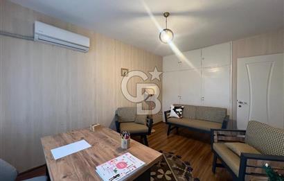 Karşıyaka Yalı'da Deniz Manzaralı 3+1 Kiralık İşyeri & Ofis