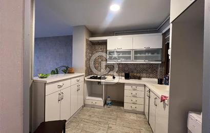 Karşıyaka Yalı'da Deniz Manzaralı 3+1 Kiralık İşyeri & Ofis