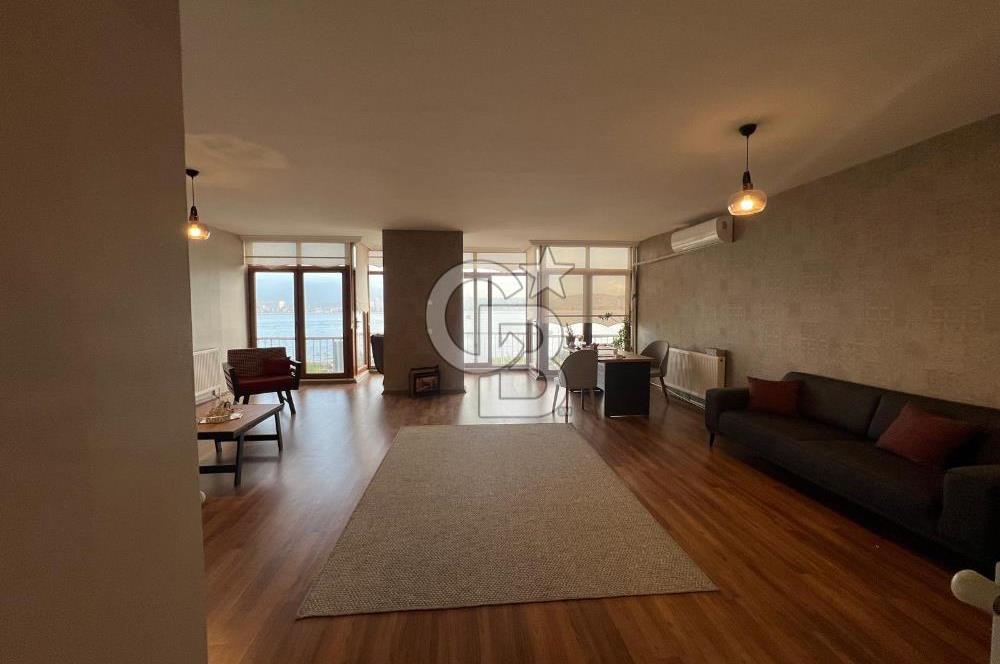 Karşıyaka Yalı'da Deniz Manzaralı 3+1 Kiralık İşyeri & Ofis