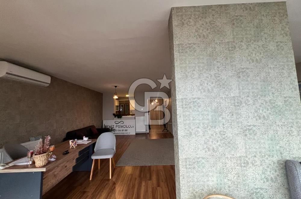 Karşıyaka Yalı'da Deniz Manzaralı 3+1 Kiralık İşyeri & Ofis