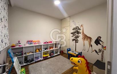 Karşıyaka Yalı'da Deniz Manzaralı 3+1 Kiralık İşyeri & Ofis