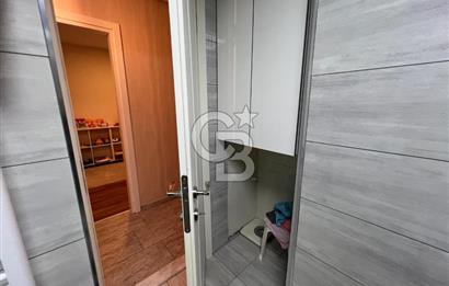 Karşıyaka Yalı'da Deniz Manzaralı 3+1 Kiralık İşyeri & Ofis