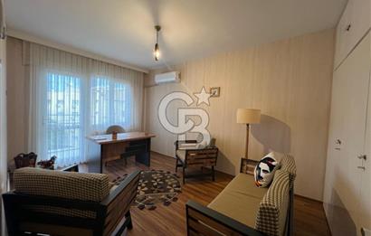 Karşıyaka Yalı'da Deniz Manzaralı 3+1 Kiralık İşyeri & Ofis