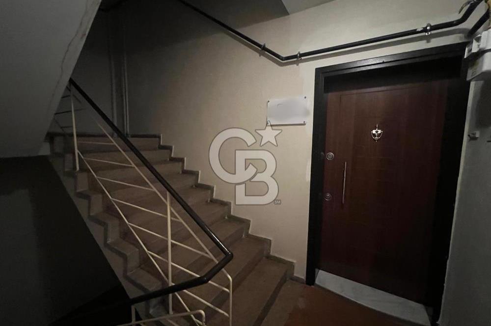 Karşıyaka Yalı'da Deniz Manzaralı 3+1 Kiralık İşyeri & Ofis