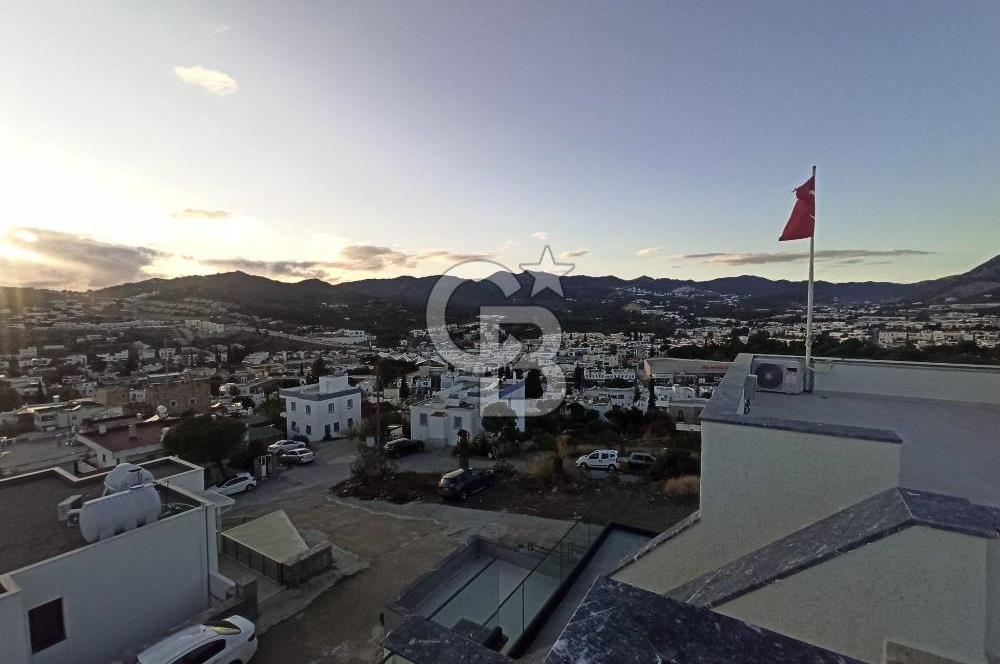 Bodrum Ortakent'te Satılık Tripleks Villa