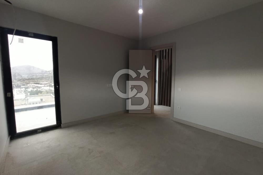 Bodrum Ortakent'te Satılık Tripleks Villa