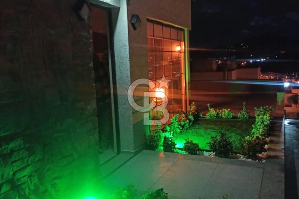 Bodrum Ortakent'te Satılık Tripleks Villa