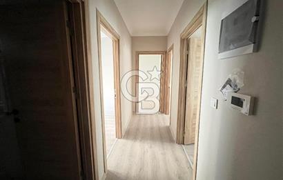 Çiğli'de Yüksek Giriş 2+1 Sıfır Binada Kiralık Daire