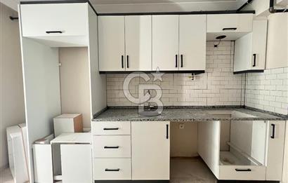 Çiğli'de Yüksek Giriş 2+1 Sıfır Binada Kiralık Daire