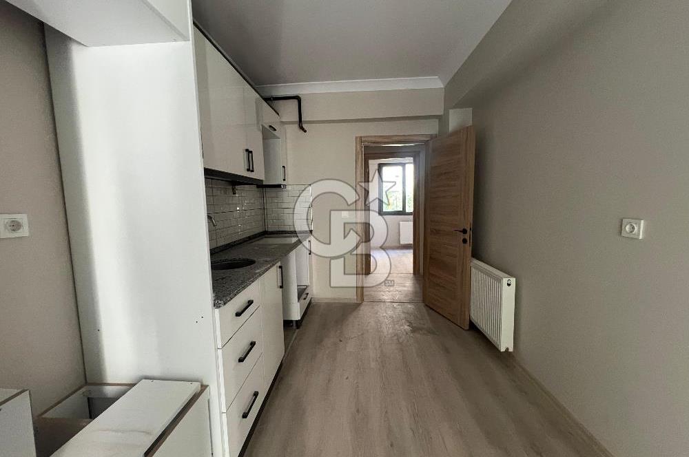 Çiğli'de Yüksek Giriş 2+1 Sıfır Binada Kiralık Daire