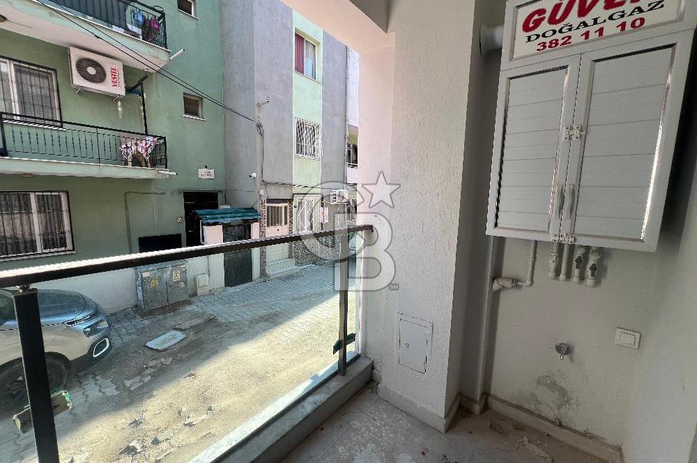 Çiğli'de Yüksek Giriş 2+1 Sıfır Binada Kiralık Daire