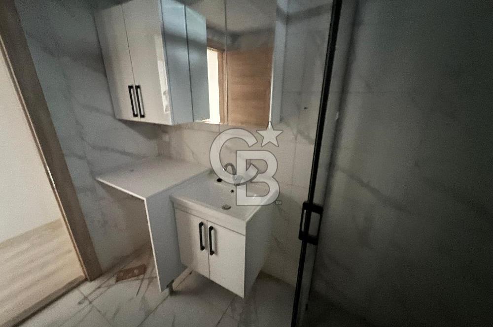 Çiğli'de Yüksek Giriş 2+1 Sıfır Binada Kiralık Daire