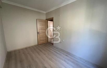 Çiğli'de Yüksek Giriş 2+1 Sıfır Binada Kiralık Daire